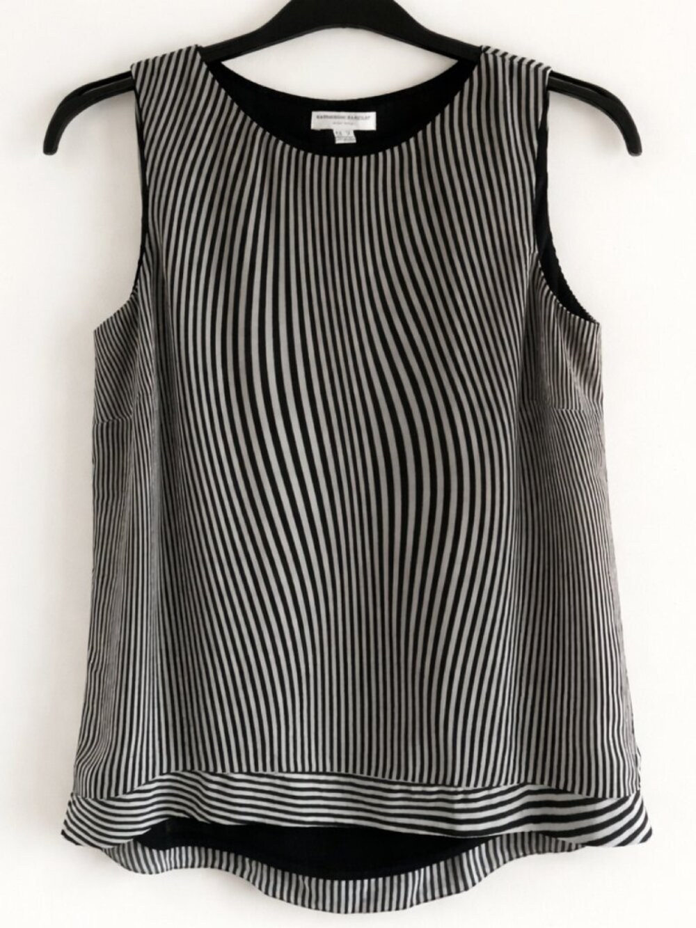 Katherine Barclay Optical Illusion Vertical Striped Sleeveless Hi-low Top S